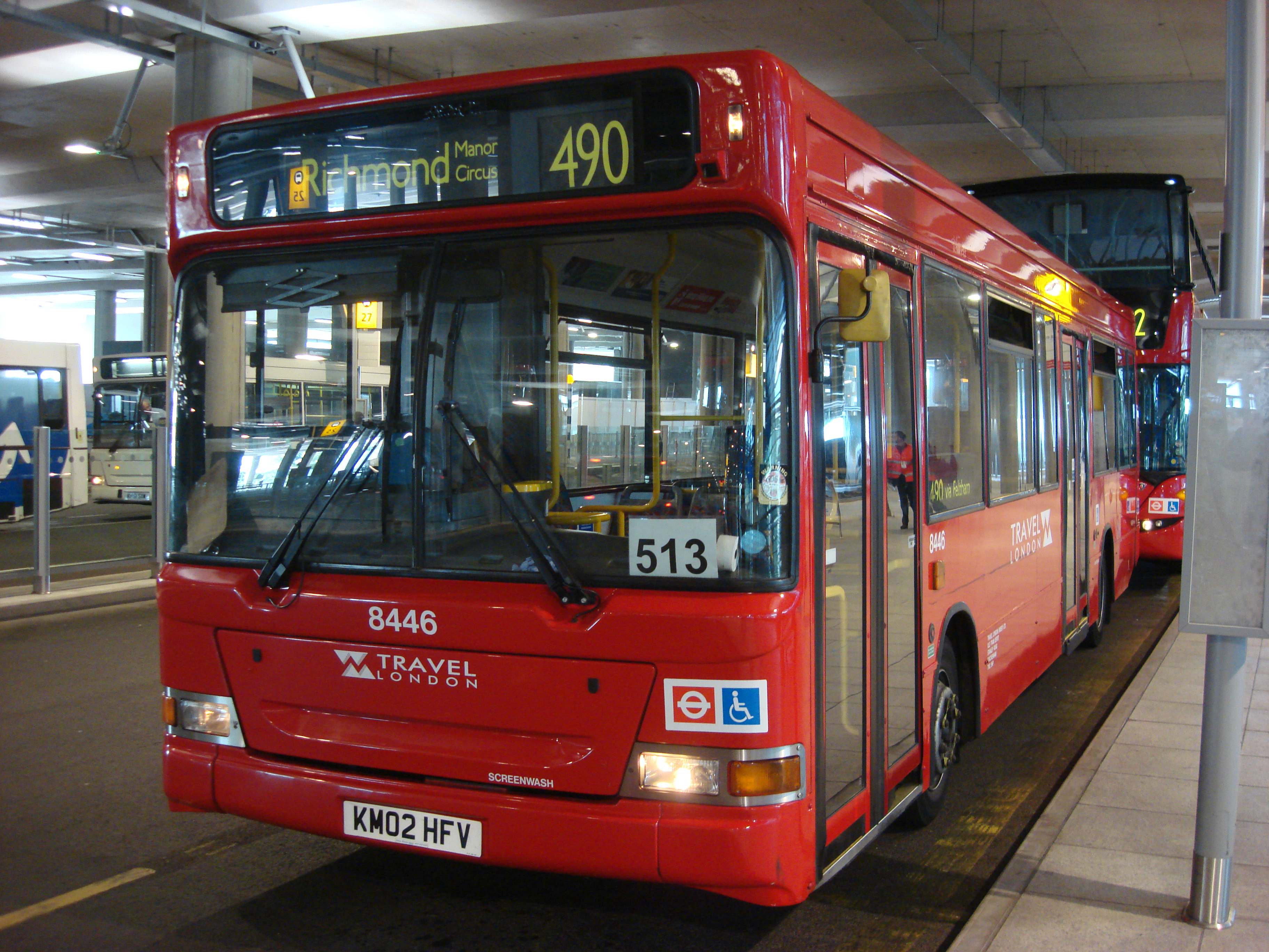 London_Bus_route_490.jpg